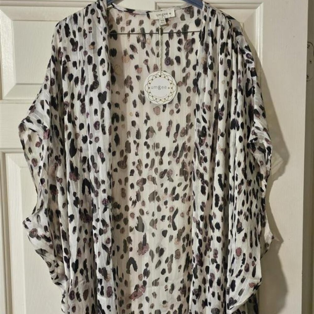 Umgee shimmer kimono